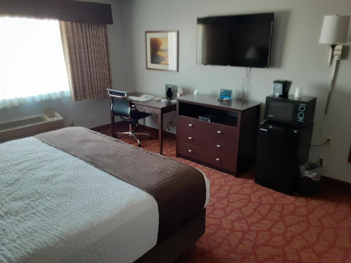 Boarders Inn & Suites By Cobblestone Hotels Сьюпириор Экстерьер фото